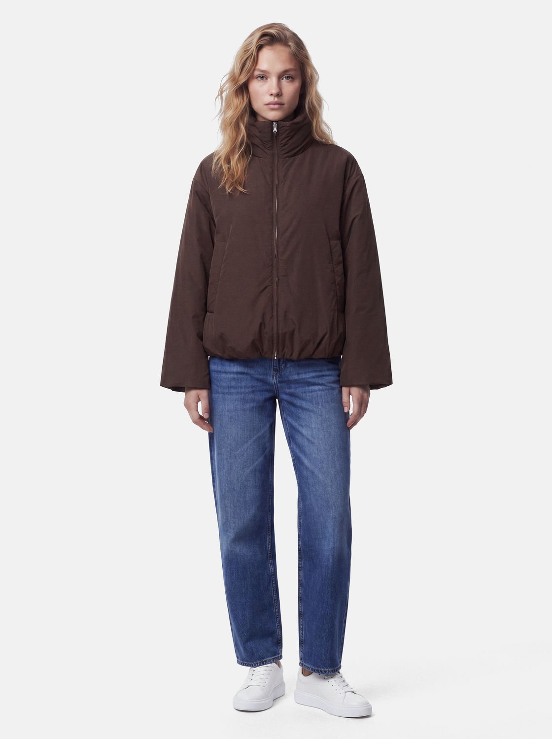 model_shot-front_full